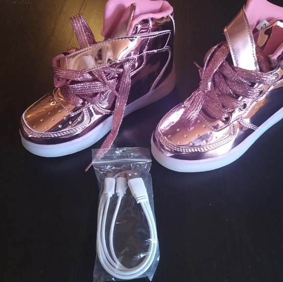 Girl's Light up shoes for kids/size 9 - Picture 7 of 7